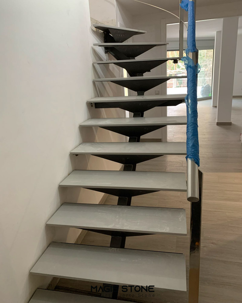 Ceniza op cau thang 62 2