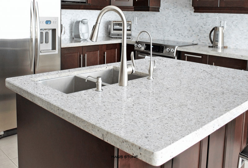 Đá granite màu trắng ốp bếp