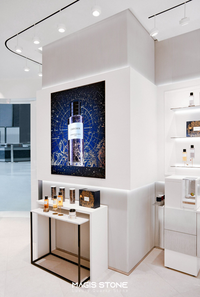 christian dior panama 21