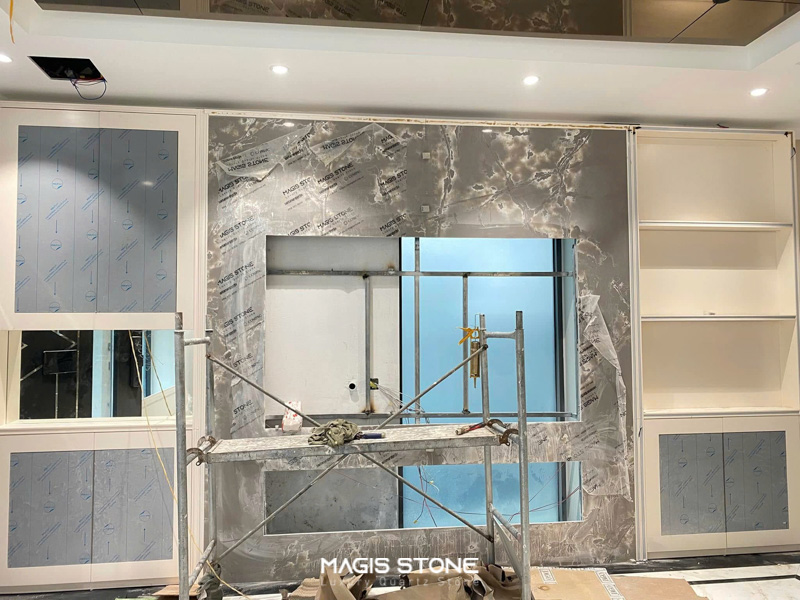 Magis Stone thi công vách tivi ốp đá