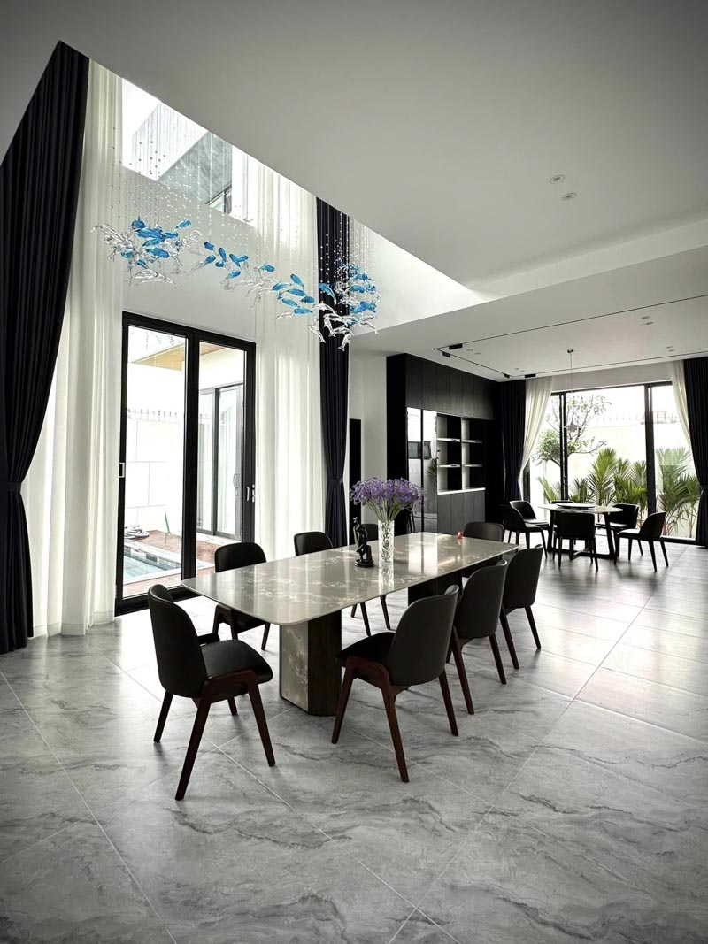 Bàn ăn mặt đá cao cấp Ice White