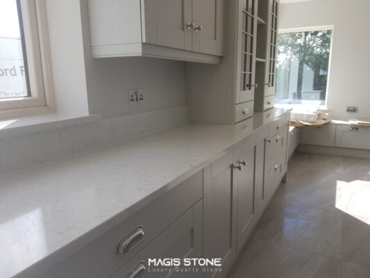 fusion white ung dung 3