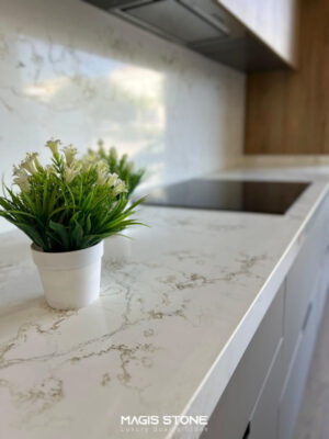 nebulous gold ung dung 15