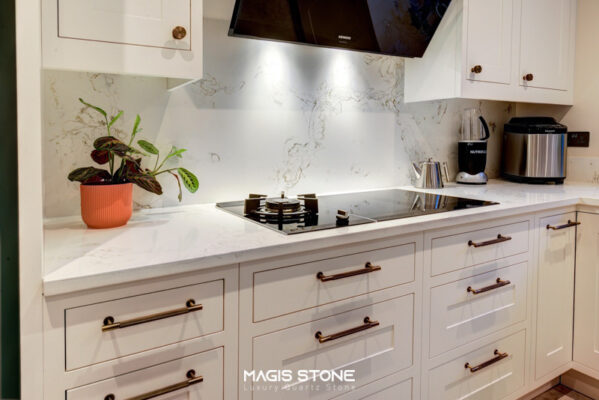 nebulous gold ung dung 46