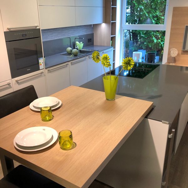 smoke grey ung dung 2