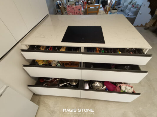 unique venatino ung dung 20