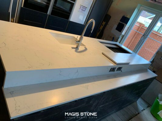 unique venatino ung dung 26