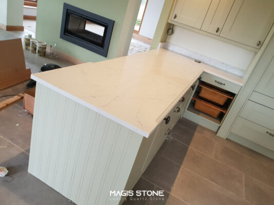 unique venatino ung dung 35