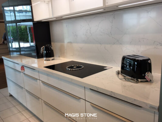 unique venatino ung dung 44